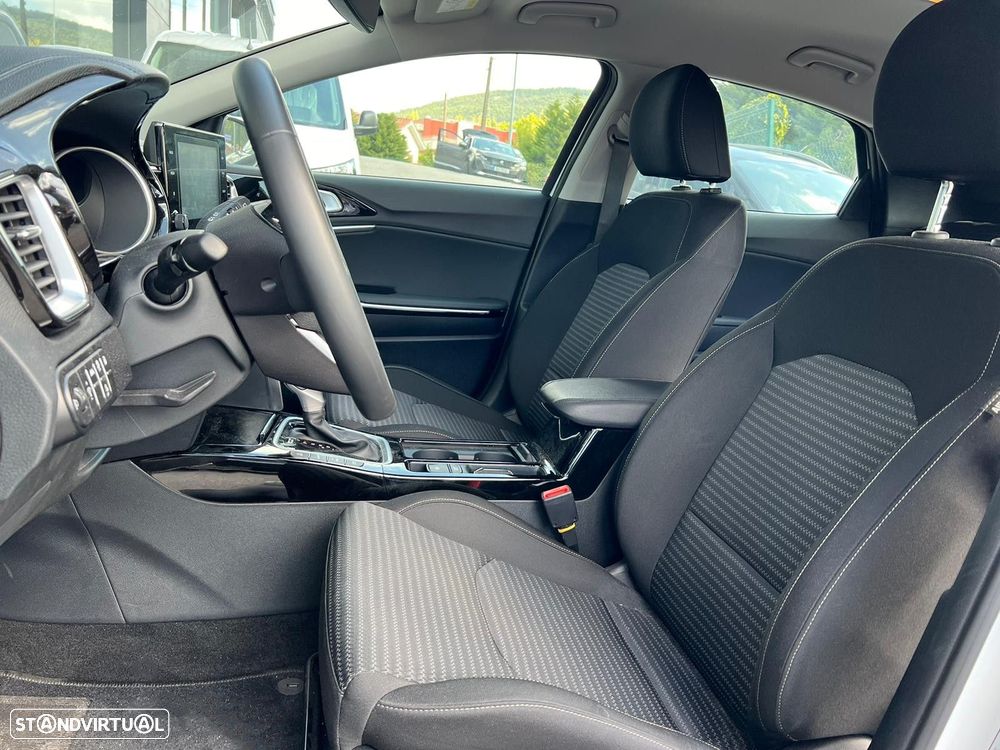 Kia XCeed 1.6 GDi PHEV Drive - 10