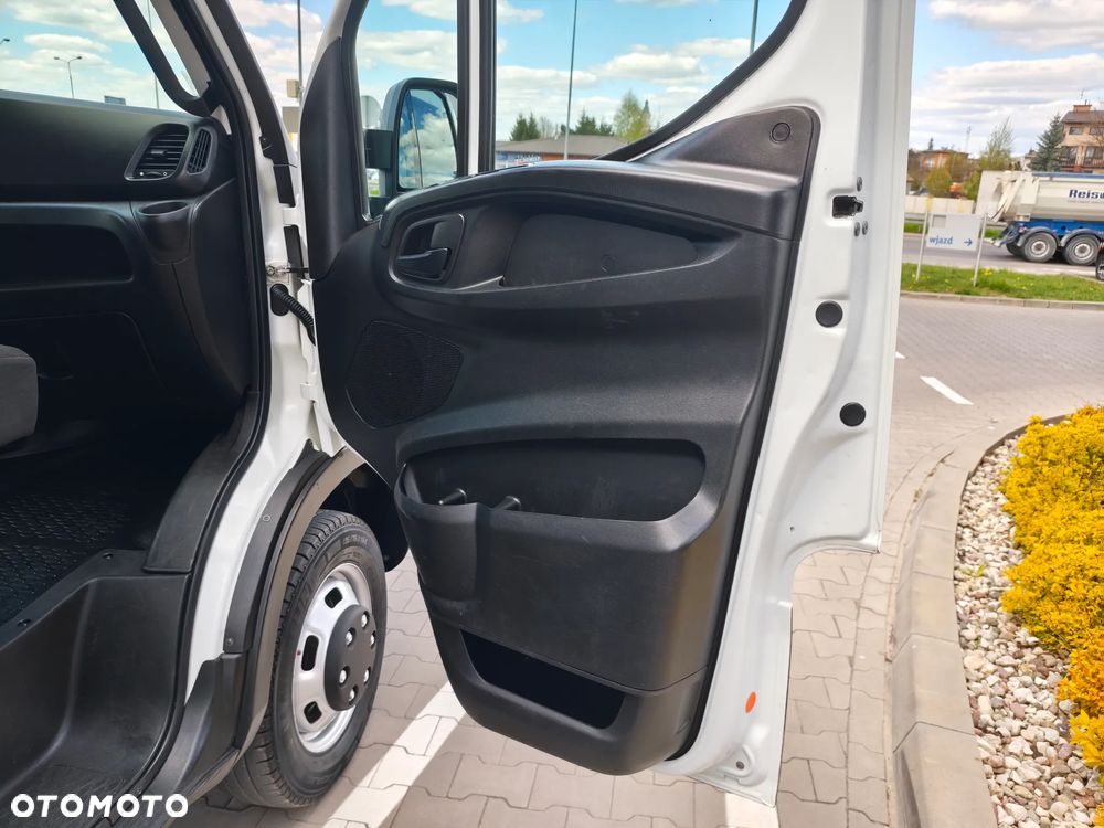 Iveco Daily 35C17 - 23