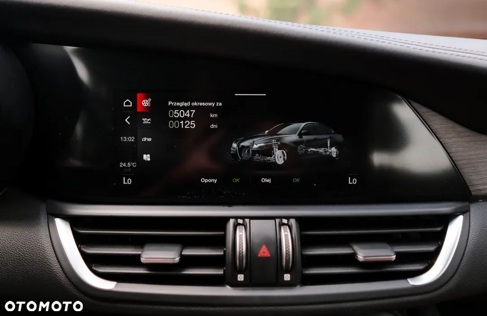 Alfa Romeo Giulia 2.0 Turbo TI Q4 - 11
