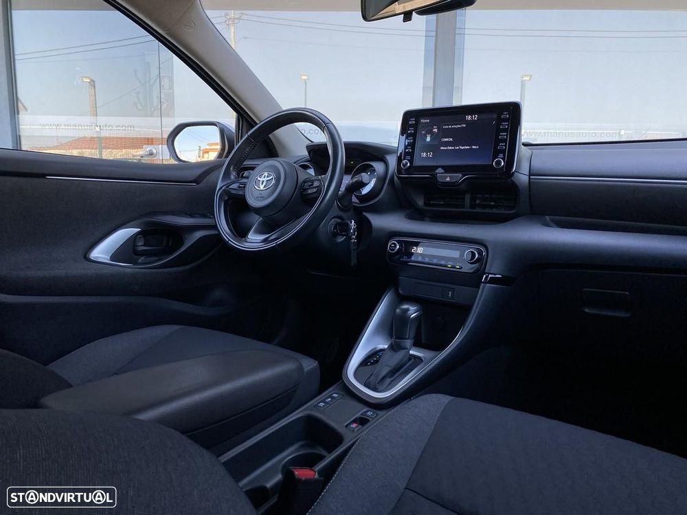 Toyota Yaris 1.5 HSD Exclusive - 12