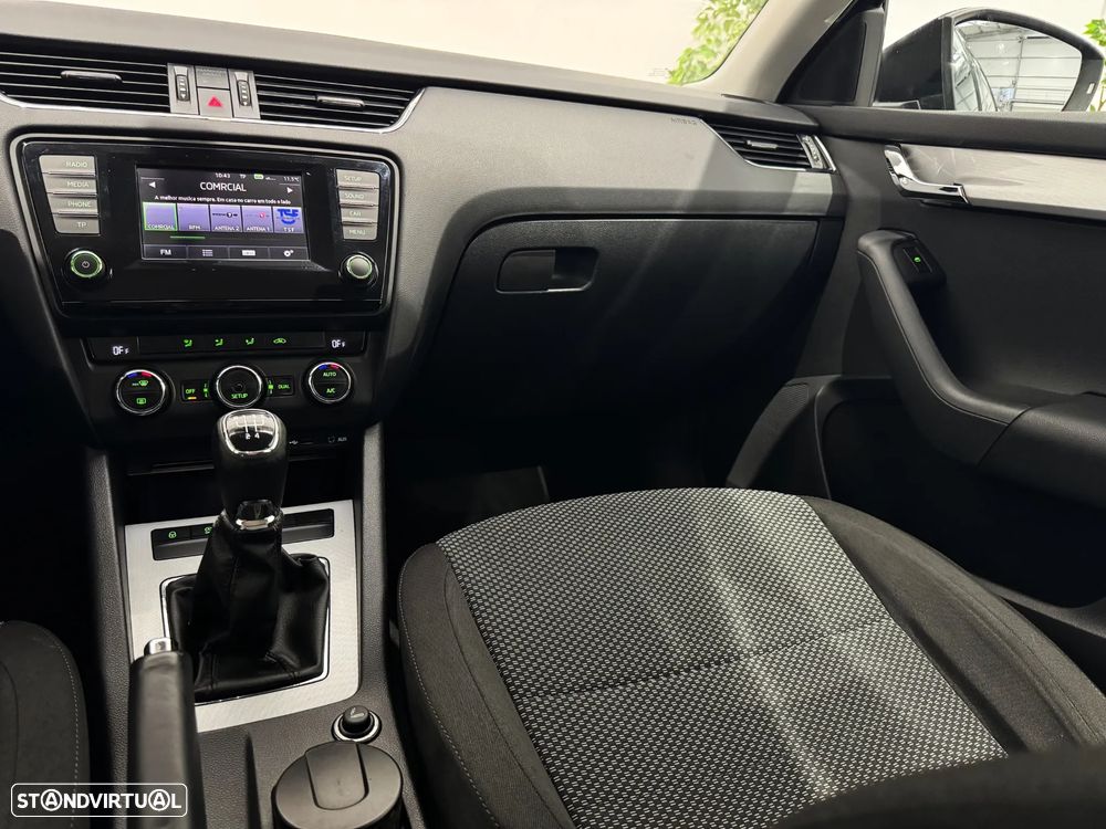 Skoda Octavia 1.6 TDI Elegance - 19