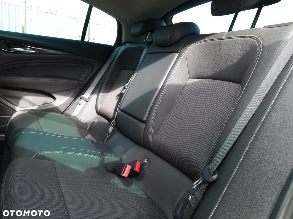 Opel Insignia 2.0 CDTI Innovation S&S - 28