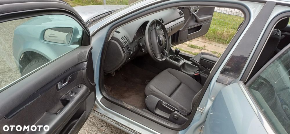 Audi A4 Avant - 2