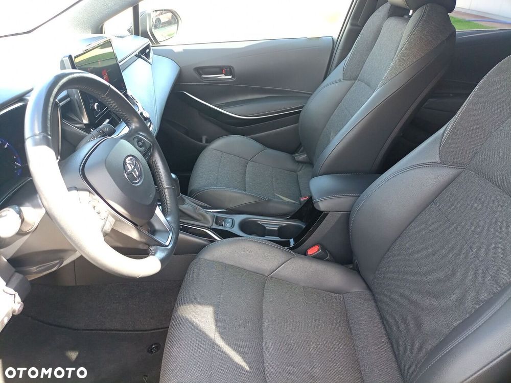 Toyota Corolla 1.8 Hybrid Comfort - 11