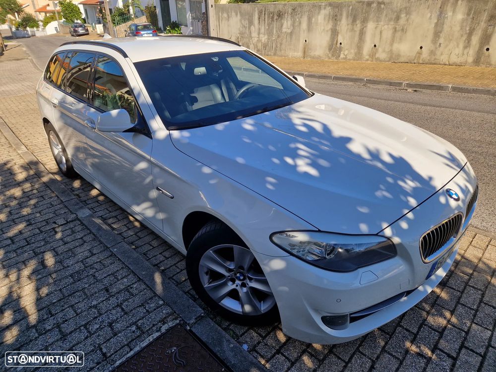 BMW 520 d Luxury Line - 4