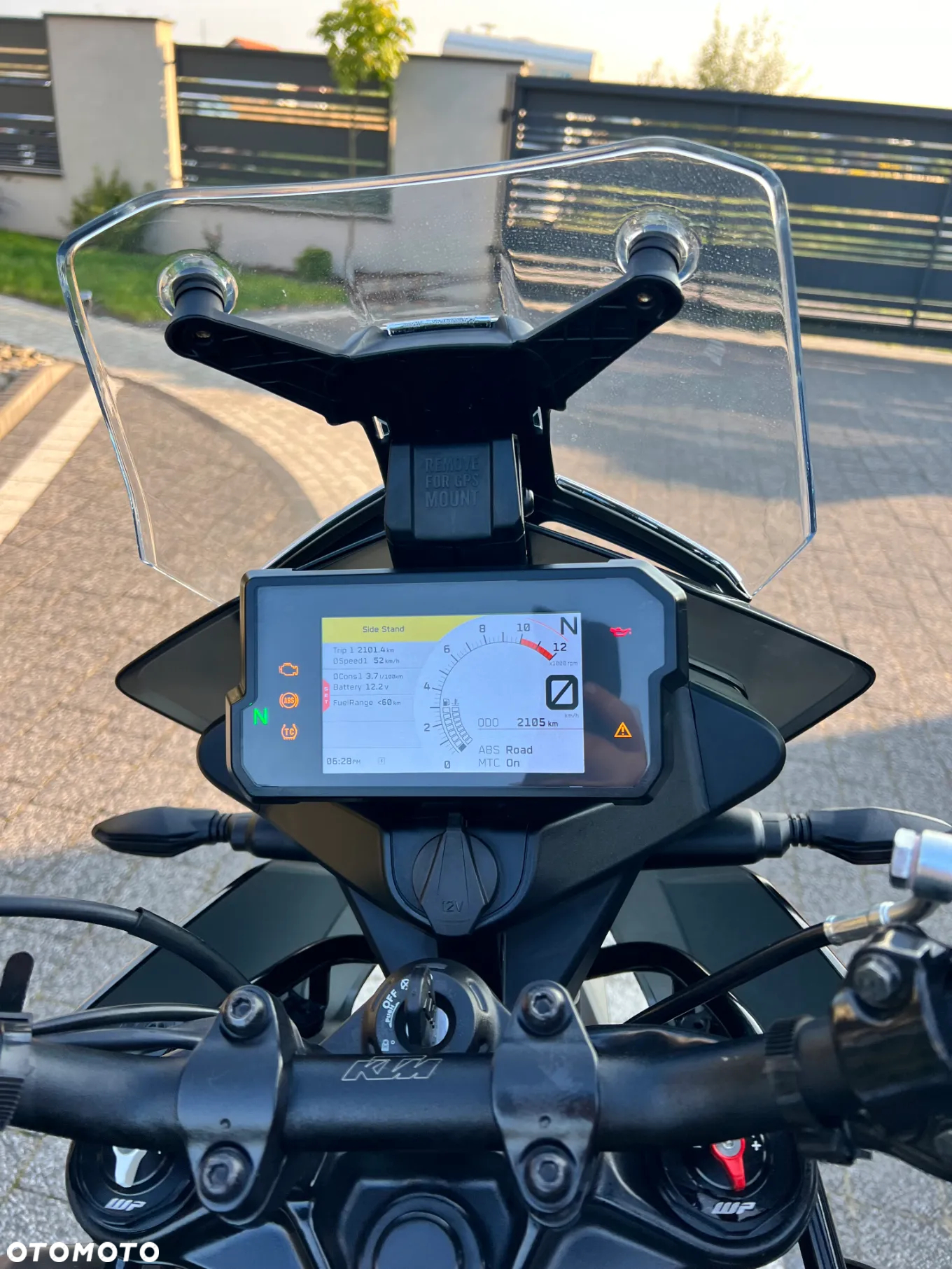 KTM Adventure - 11