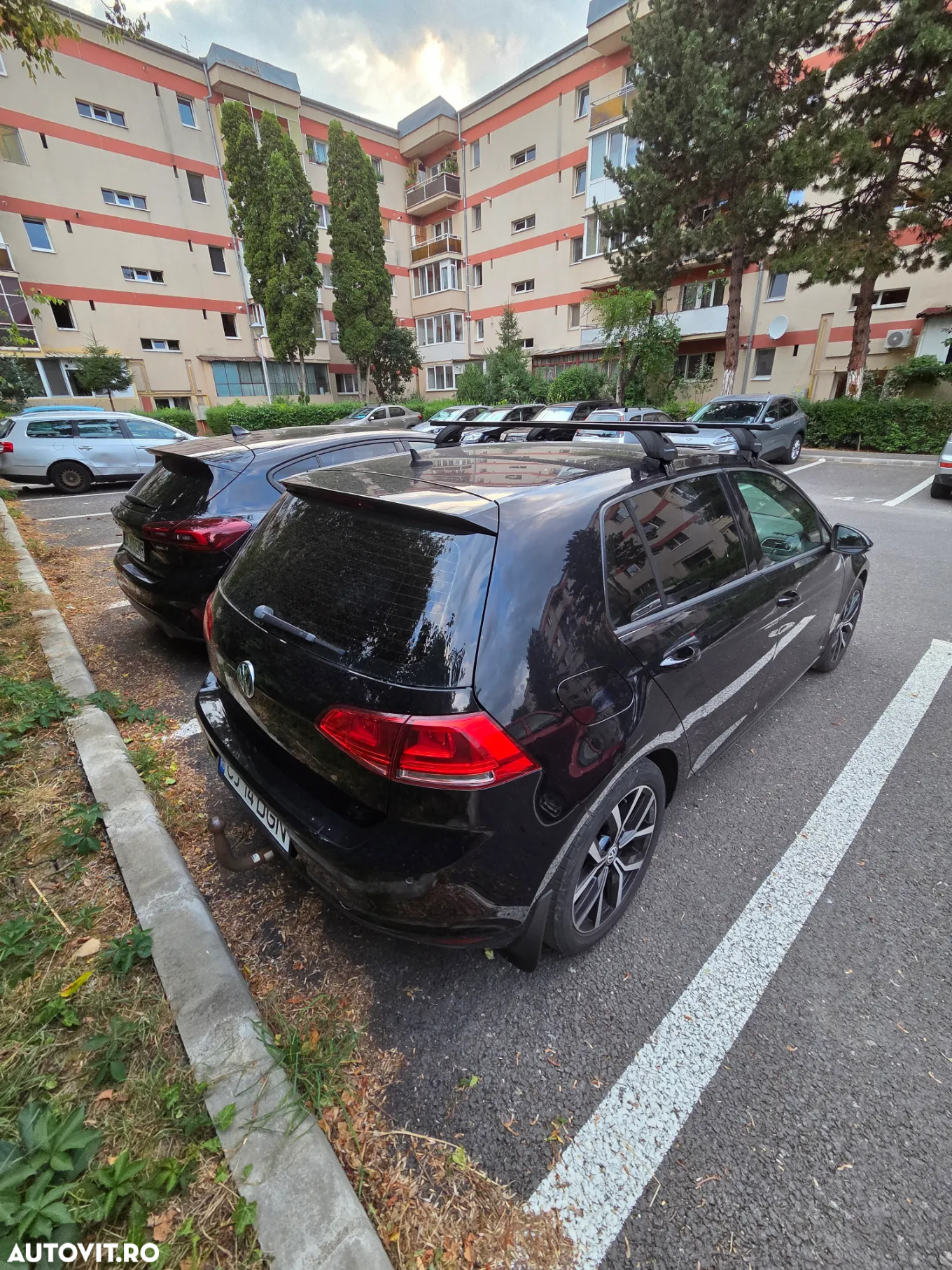 Volkswagen Golf 1.6 TDI BMT Comfortline - 3