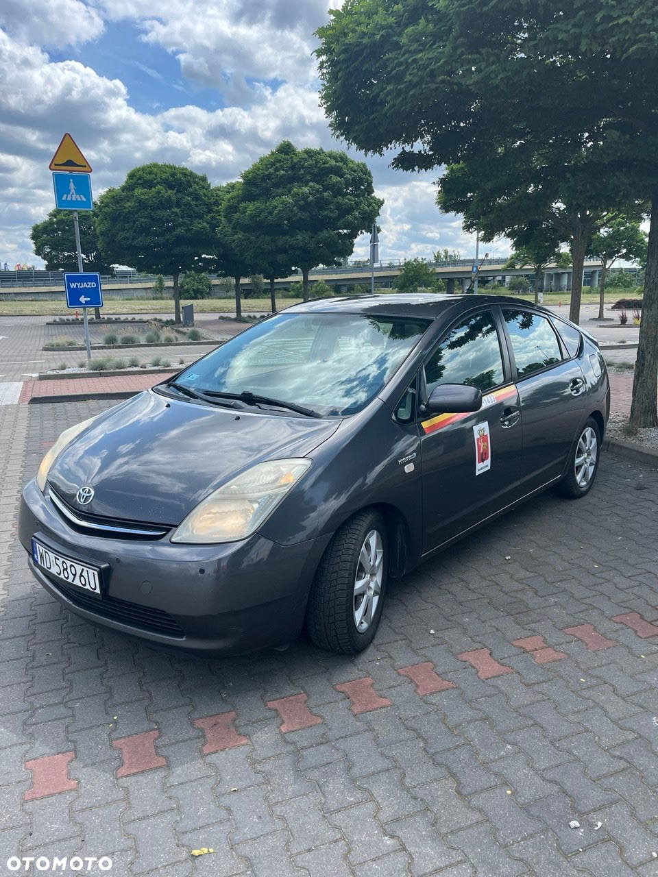 Toyota Prius - 2