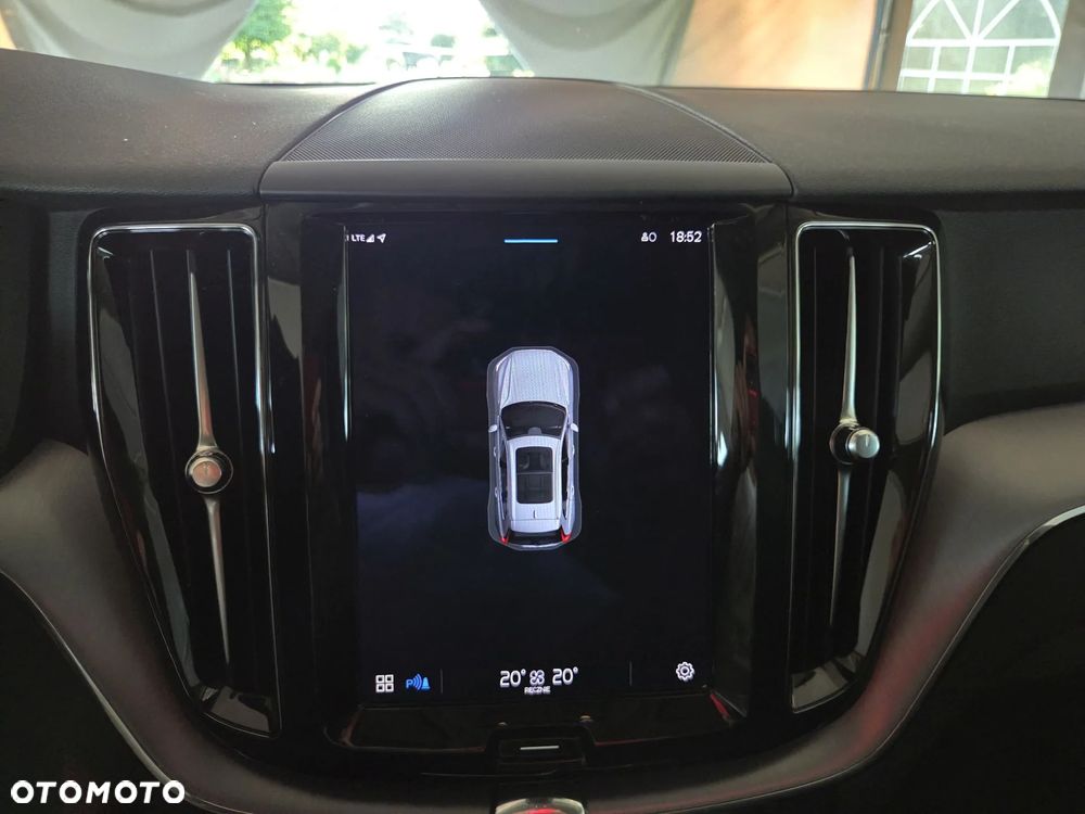 Volvo XC 60 B4 D Geartronic Momentum Pro - 9