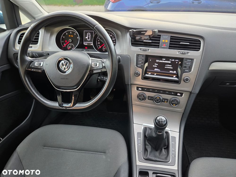 Volkswagen Golf 1.4 TSI BMT Comfortline - 8