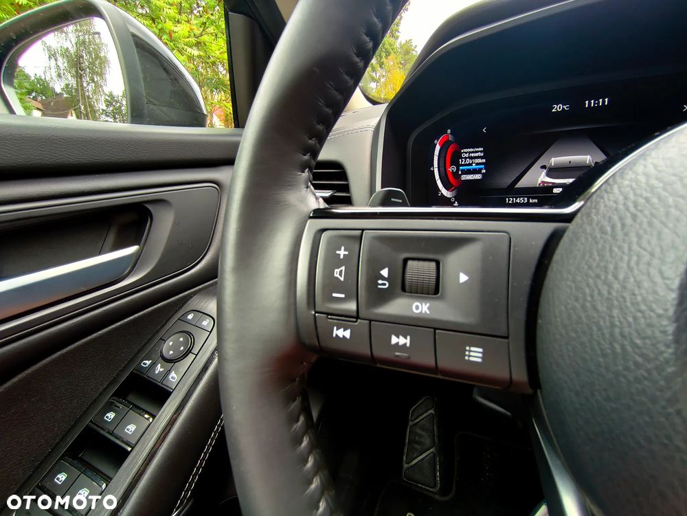 Nissan Qashqai 1.3 DIG-T mHEV N-Connecta Xtronic - 32