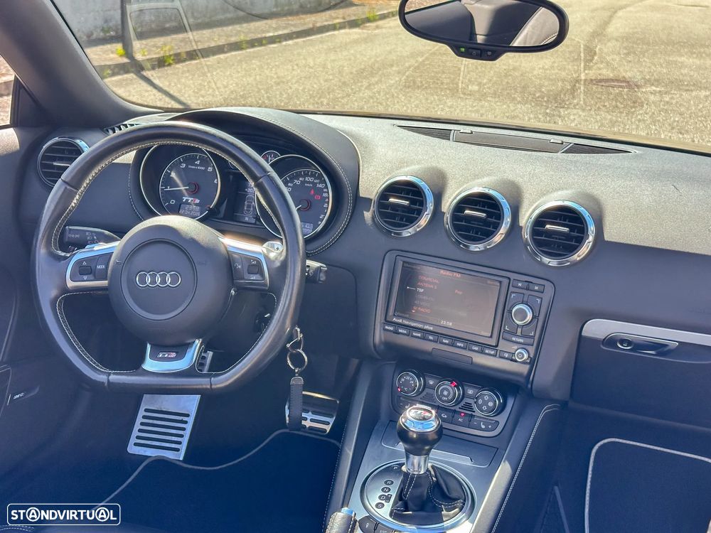 Audi TTS Roadster 2.0 TFSi quattro S Tronic - 22