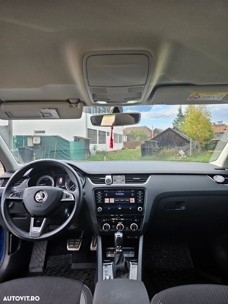 Skoda Octavia Combi Diesel 2.0 TDI 4X4 DSG Scout - 10