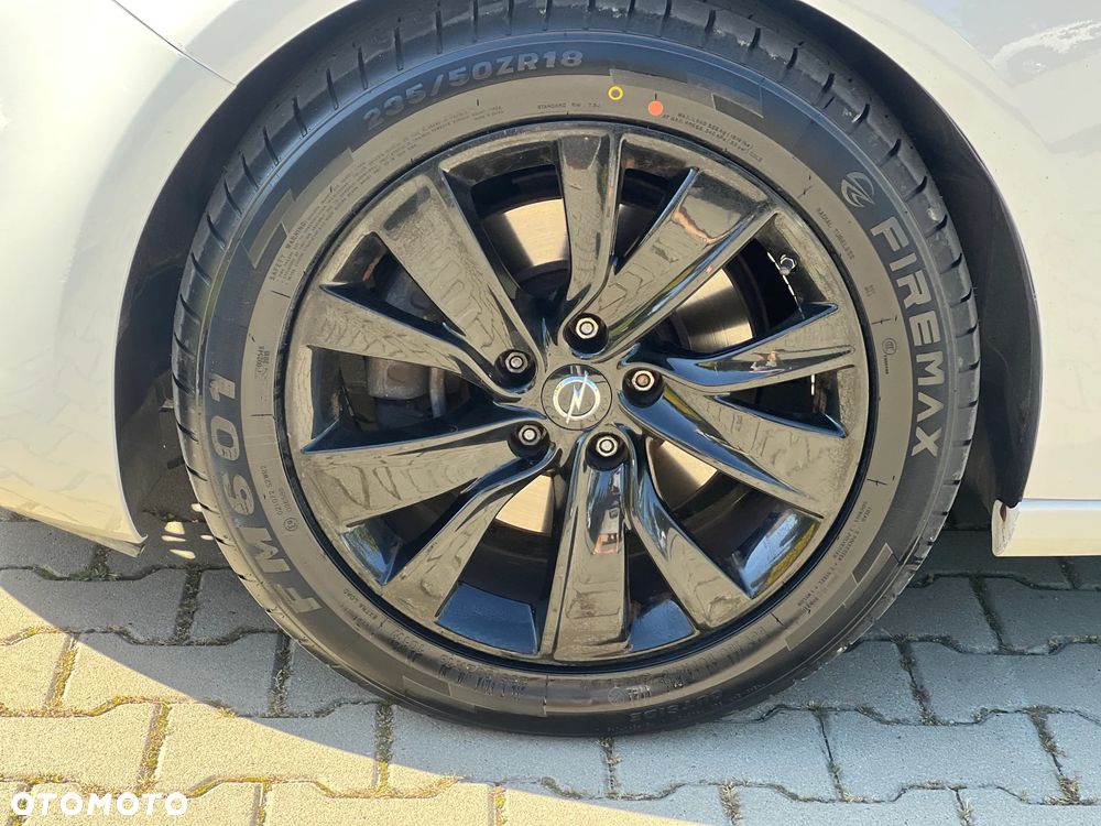 Opel Astra GTC 1.4 Turbo Innovation - 22