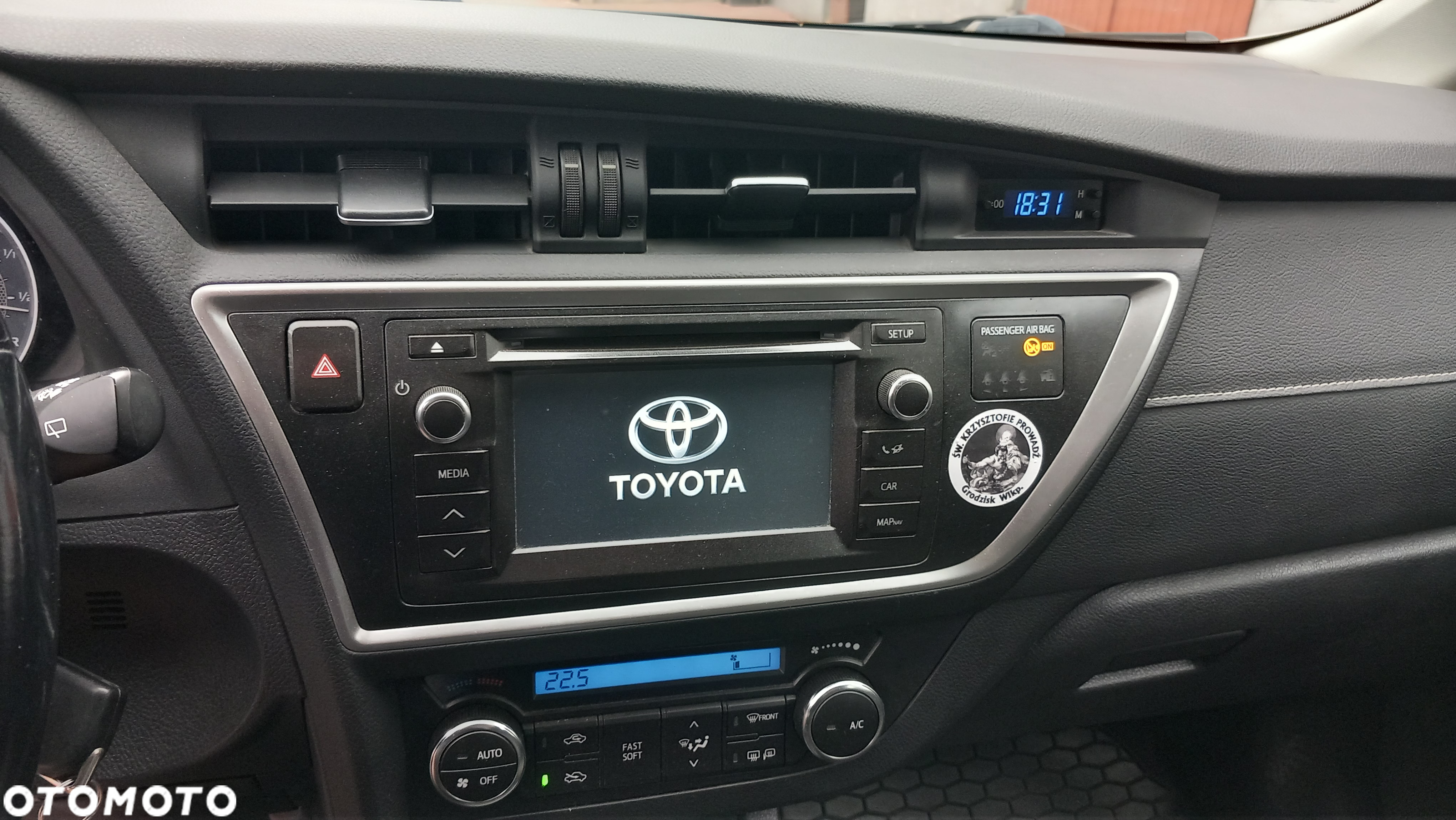 Toyota Auris 1.33 Dual-VVT-i - 7