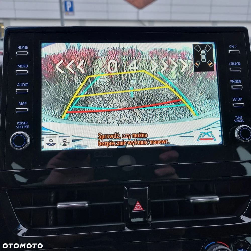 Toyota Camry 2.5 Hybrid Prestige CVT - 24