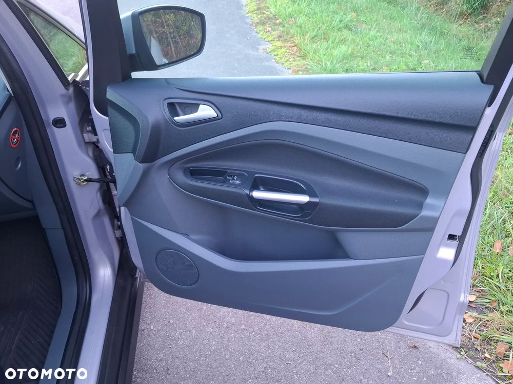 Ford C-MAX - 17