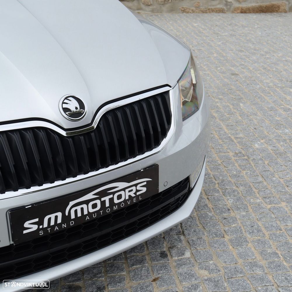 Skoda Octavia Break 1.6 TDi Sportline - 11