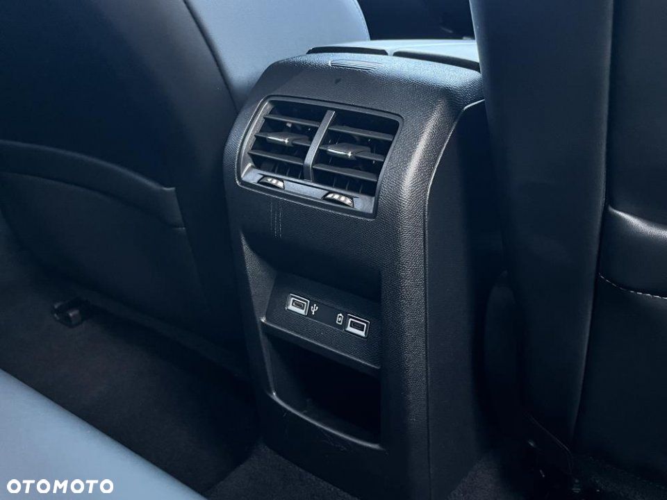 Peugeot 308 - 23