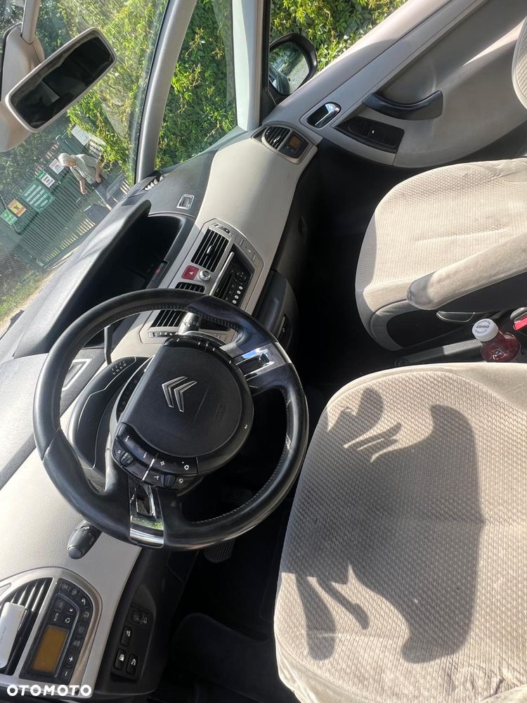 Citroën C4 Picasso - 10