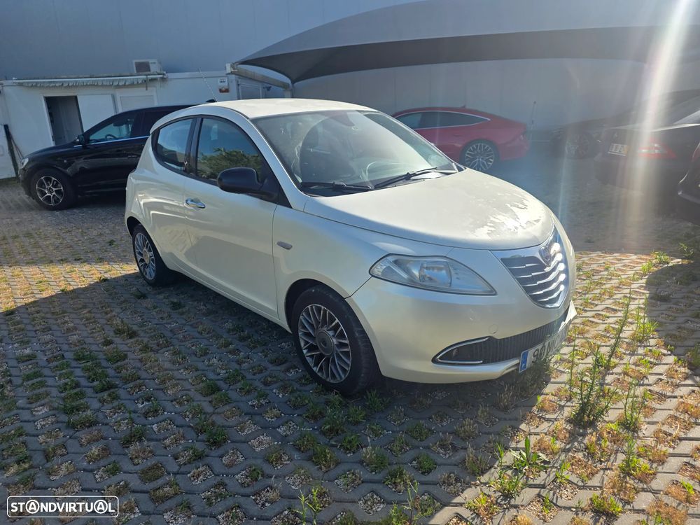 Lancia Ypsilon 1.2 S&S Platinum - 11