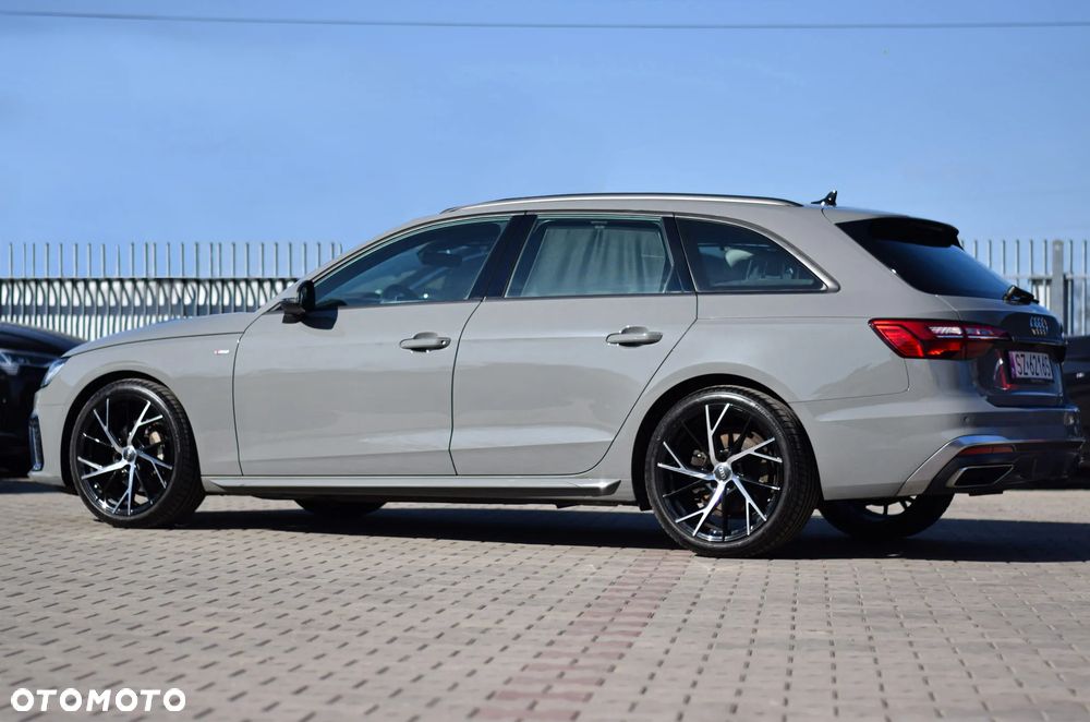 Audi A4 Avant 40 TDI mHEV S Line S tronic - 32
