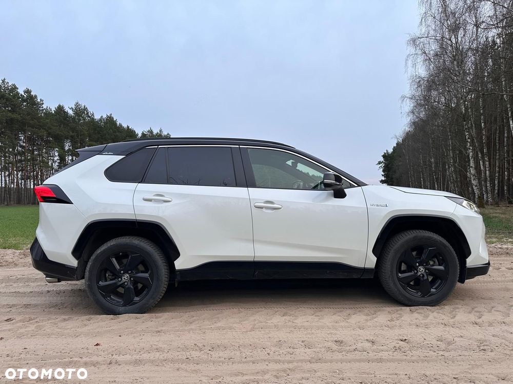 Toyota RAV4 - 4