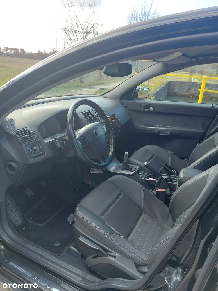 Volvo V50 - 10
