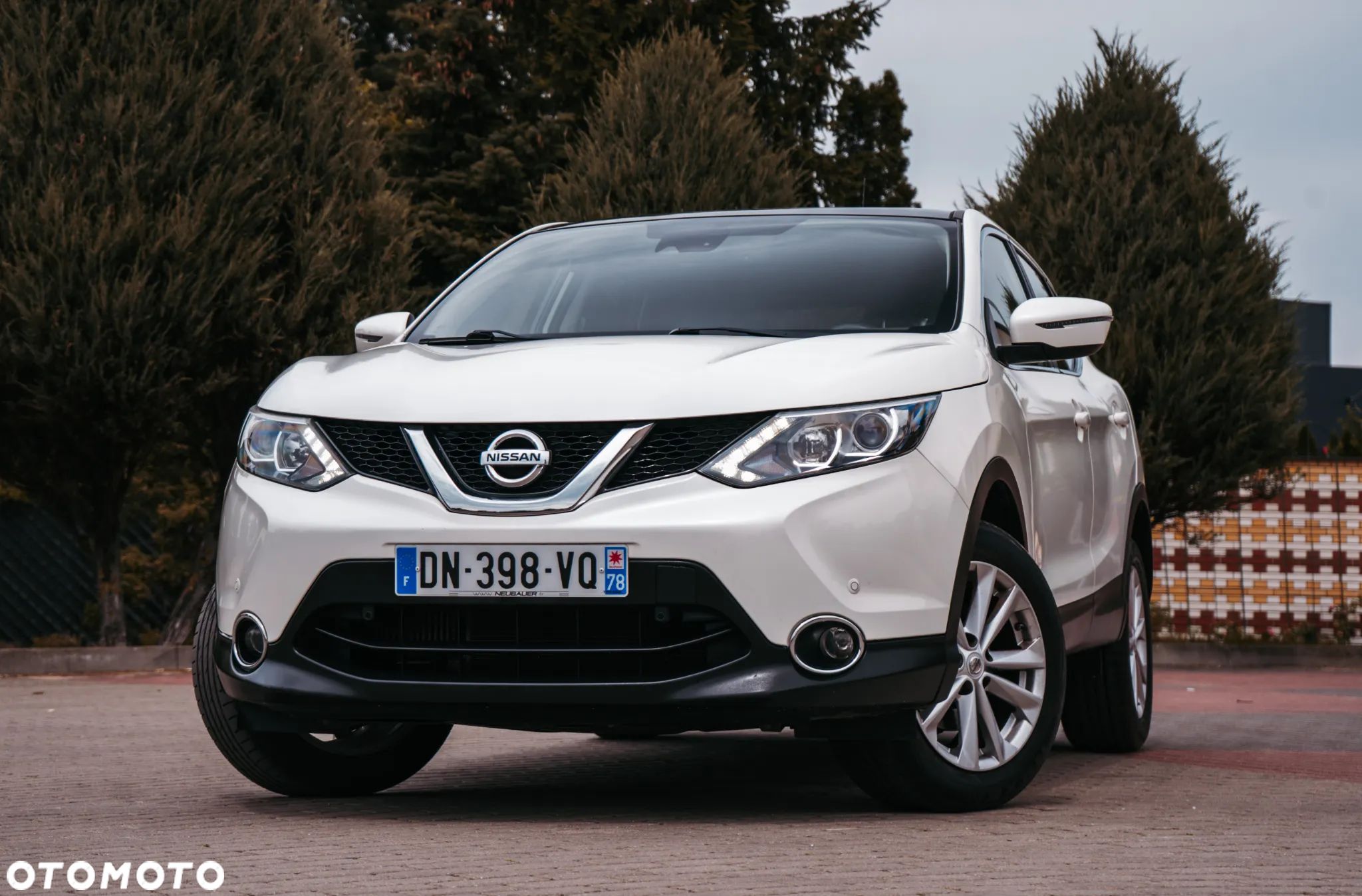 Nissan Qashqai 1.2 DIG-T Tekna - 1
