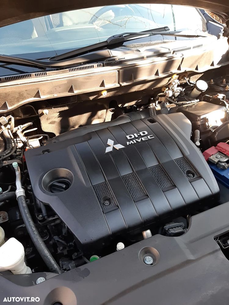 Mitsubishi ASX 1.8 DI-D 2WD Instyle - 6