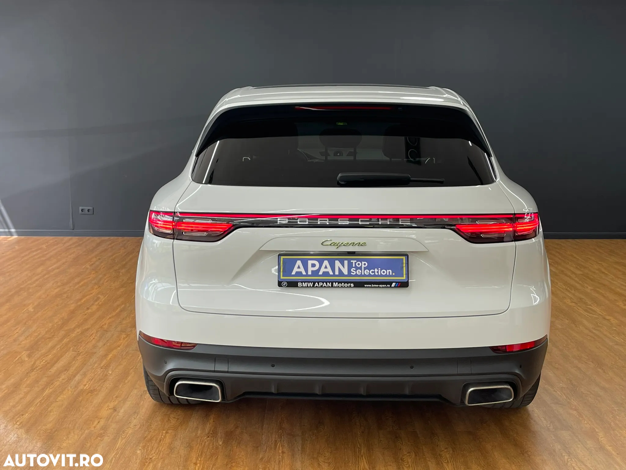 Porsche Cayenne - 7