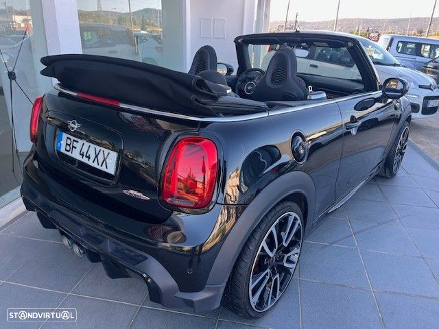 MINI Cabrio John Cooper Works Plus Auto Desportiva - 30