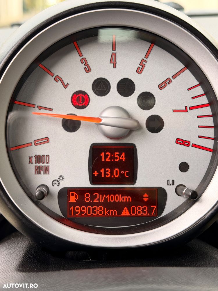 Mini Cooper Standard - 11