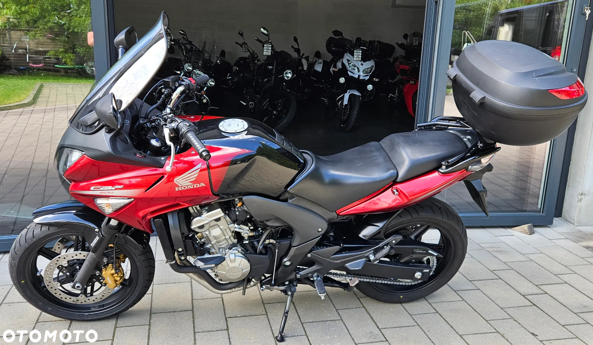 Honda CBF - 11