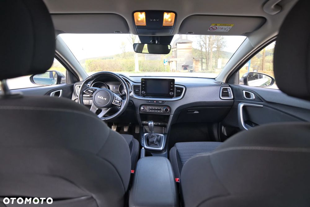 Kia Ceed 1.5 T-GDI M - 15