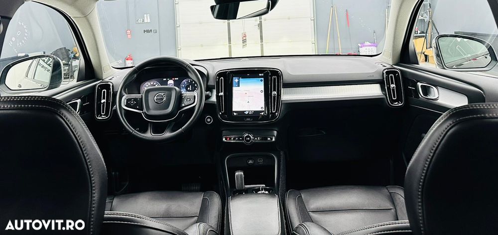 Volvo XC 40 T3 Geartronic Momentum Pro - 6