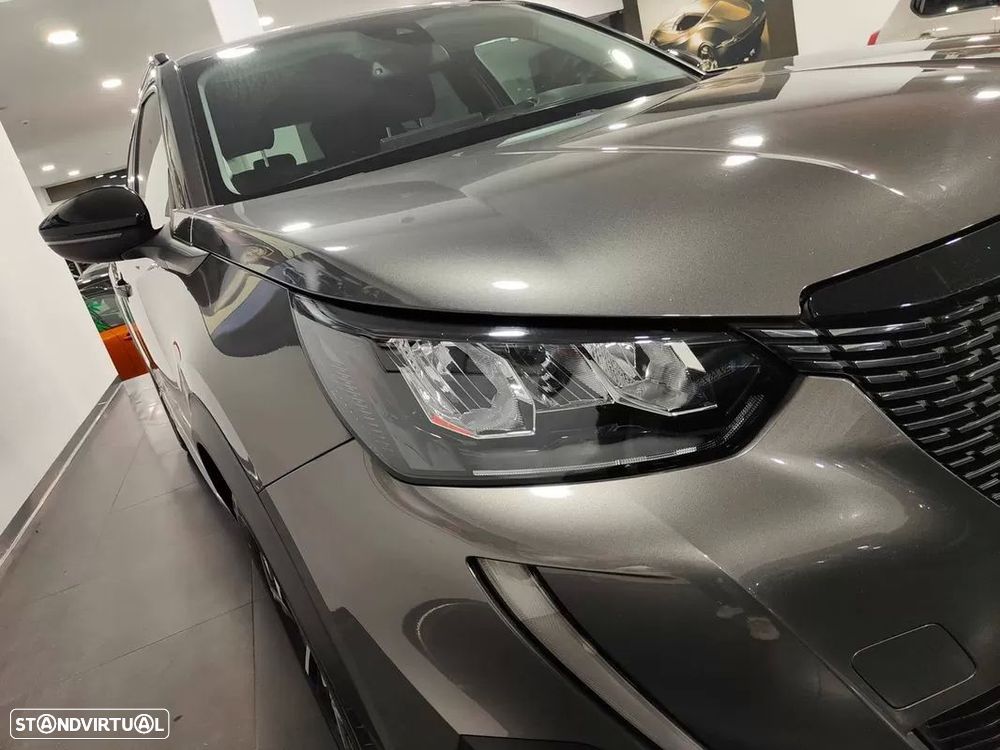 Peugeot 2008 1.2 PureTech Allure - 11