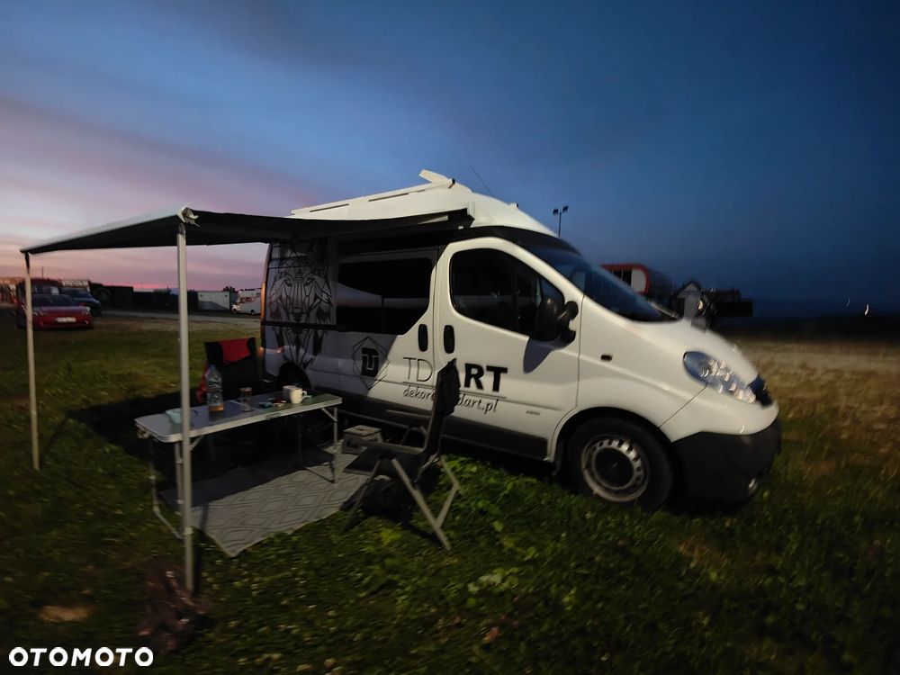 Opel Vivaro - 12