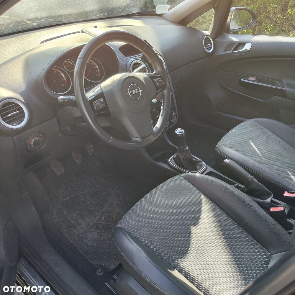 Opel Corsa 1.2 16V Color Edition - 9