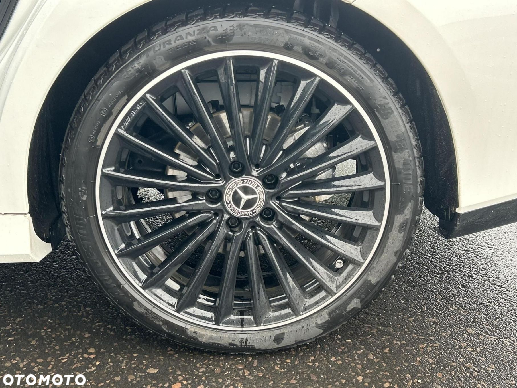 Mercedes-Benz CLA - 27