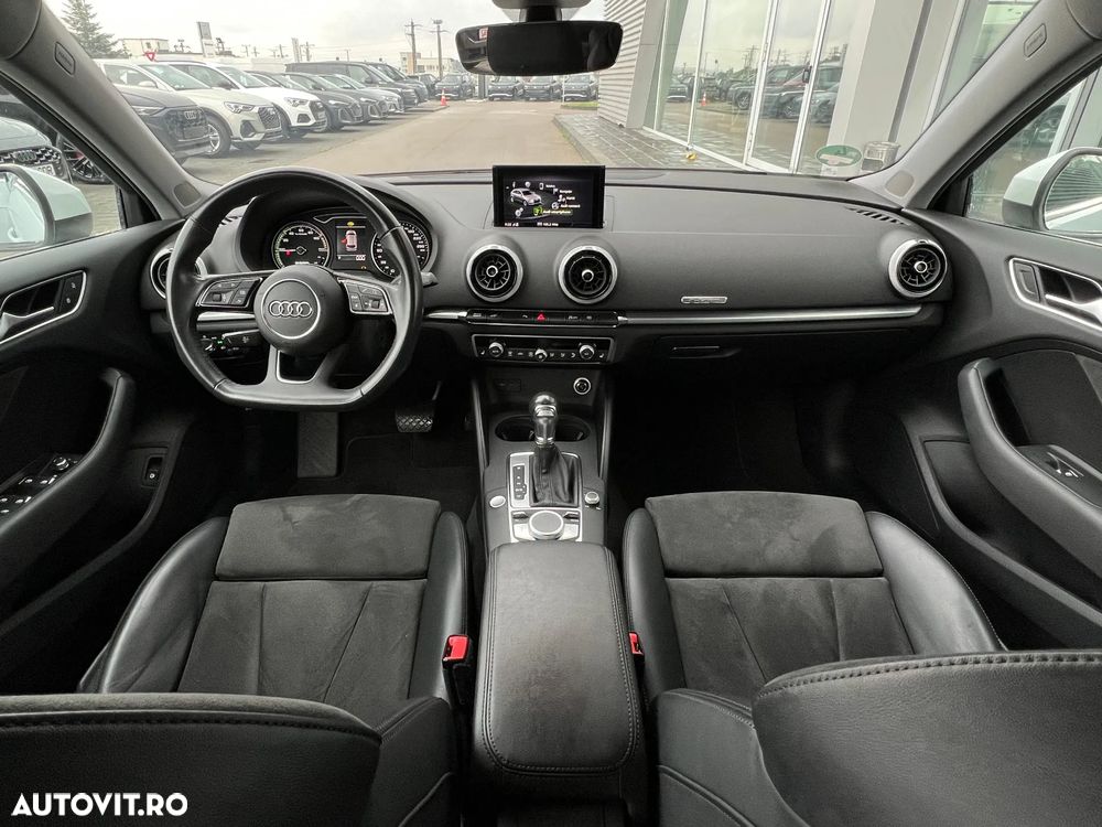 Audi A3 40 e-tron Sportback S tronic sport - 13