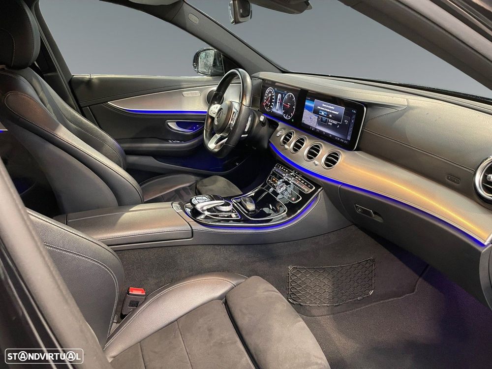 Mercedes-Benz E 300 d AMG - 16