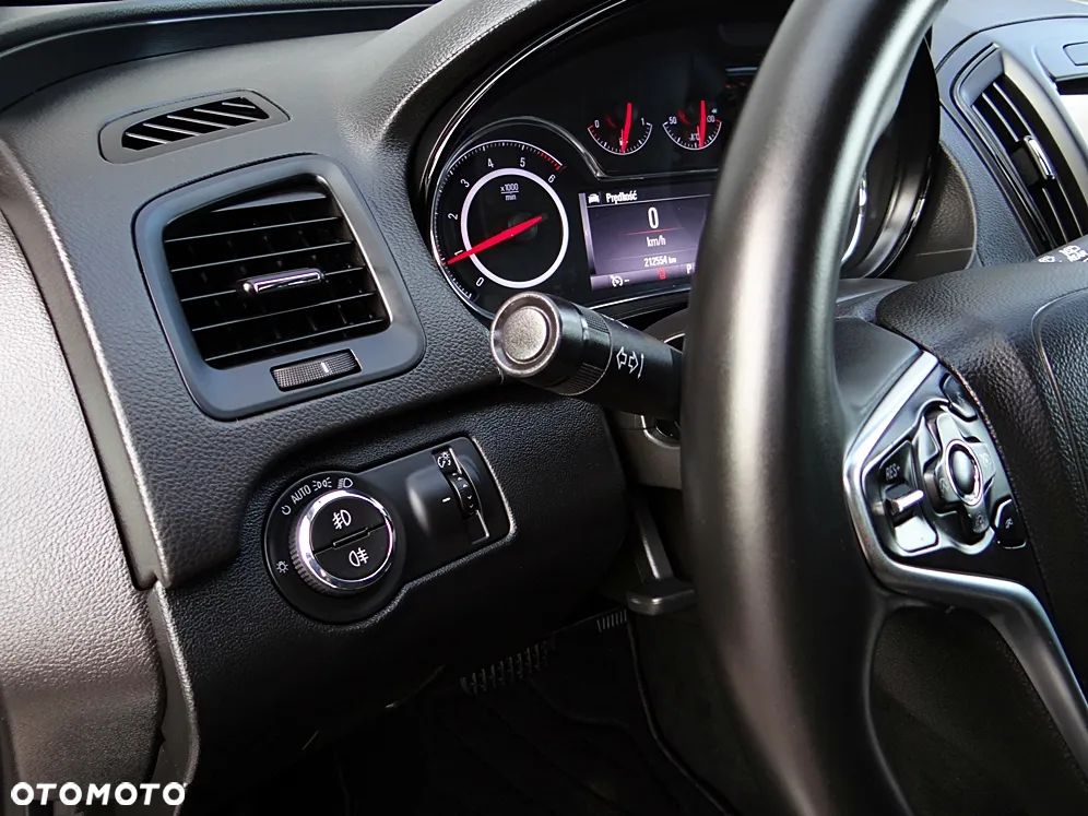 Opel Insignia 2.0 CDTI Automatik - 28