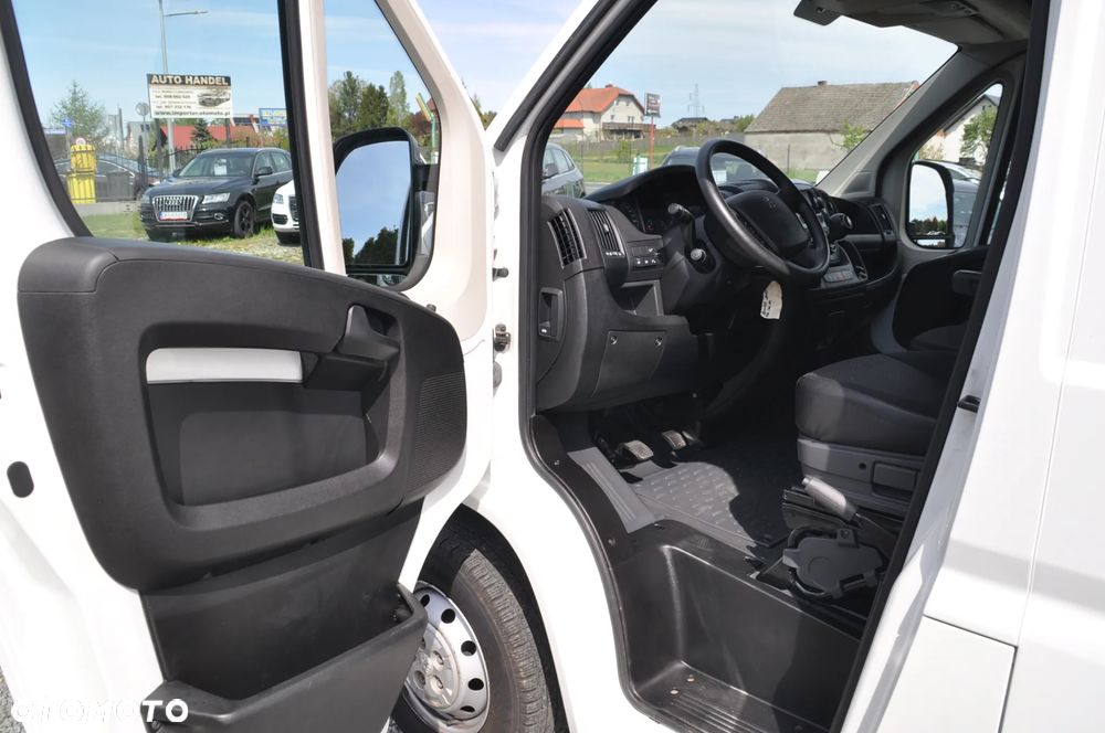 Peugeot BOXER - 12