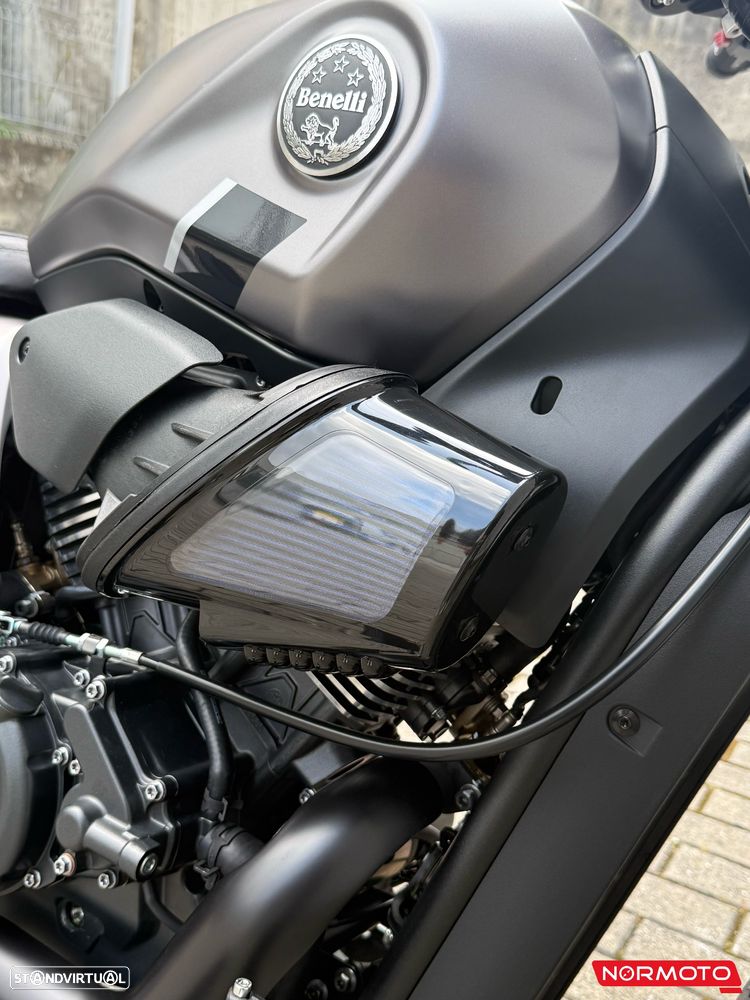 Benelli Leoncino 400 Bobber - 12