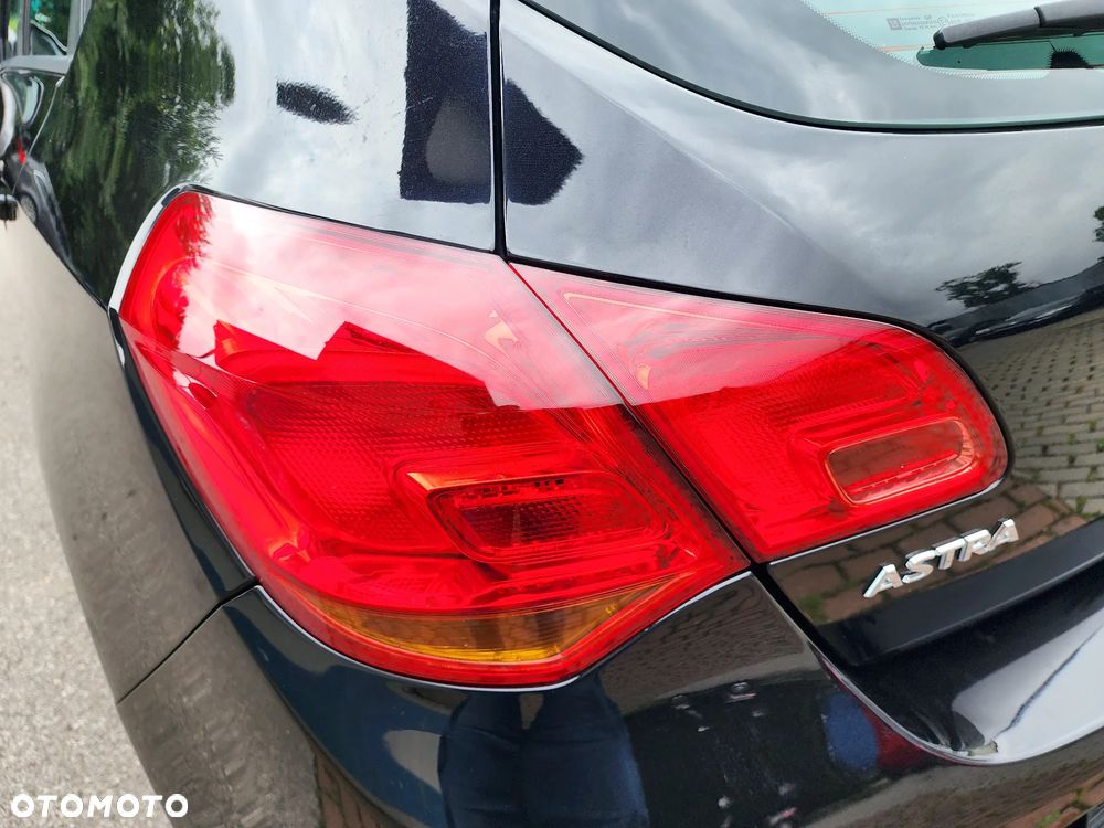 Opel Astra 1.4 Turbo Edition - 17