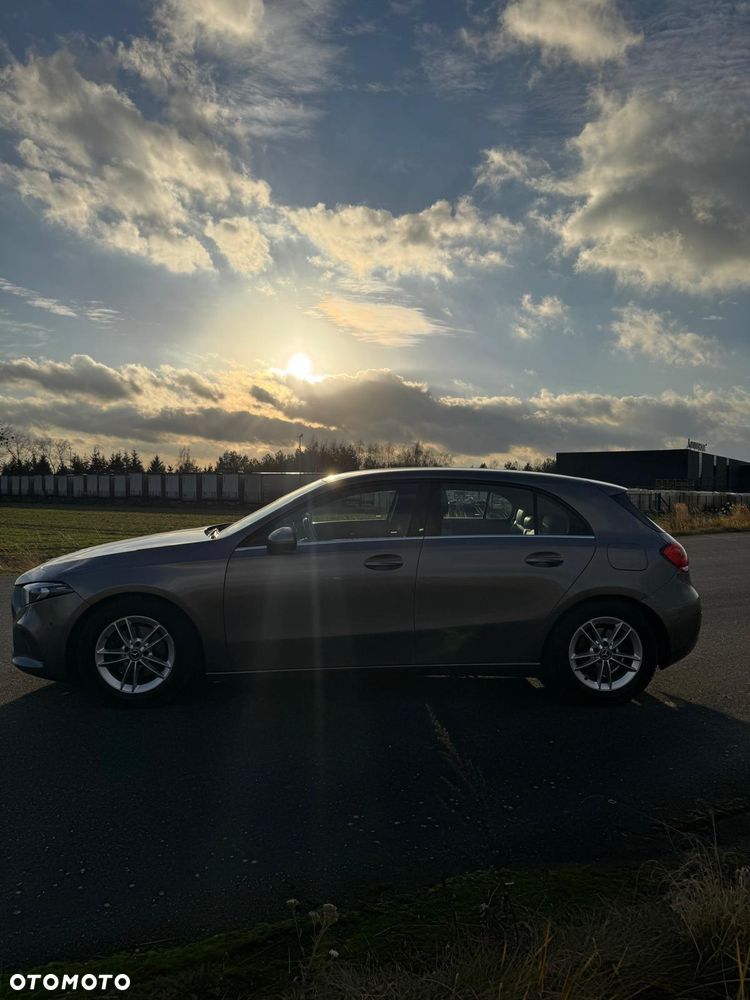 Mercedes-Benz Klasa A 180 d AMG Line 7G-DCT - 5