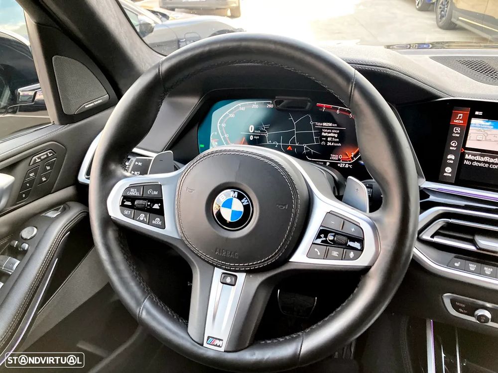 BMW X7 - 12