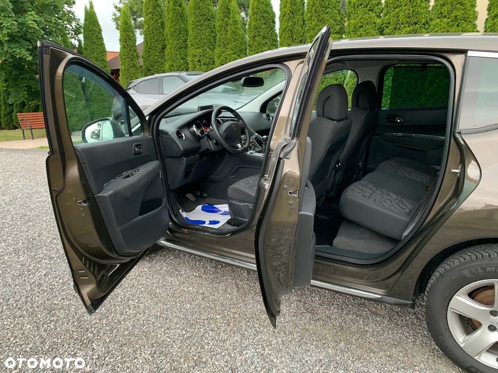 Peugeot 3008 1.6 HDi Premium - 12