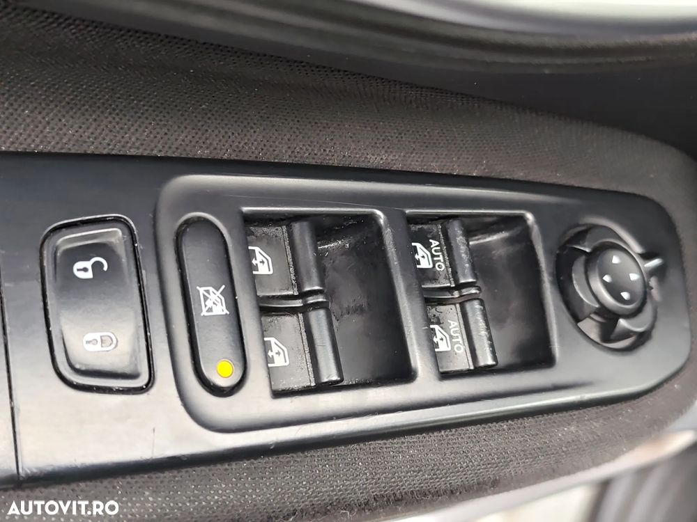 Jeep Renegade 1.0 Turbo 4x2 M6 Sport - 14